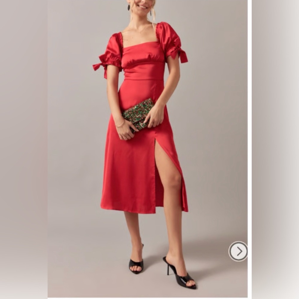 Francesca's Collections Red Puff-Sleeve Midi Dress with Side Slit